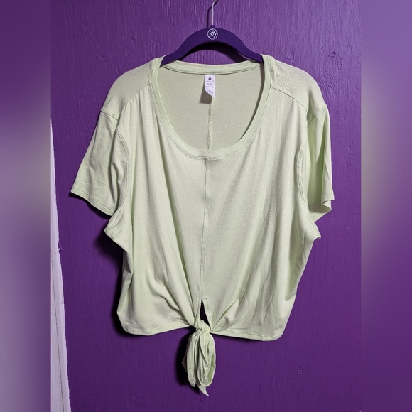 Yogalicious Tops - 💜 Yogalicious Lime Green Soft Tie Front Crop Top XXL